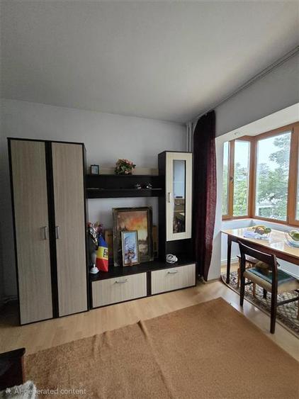 Apartament cu 2 camere nedecomandat în Tătărași