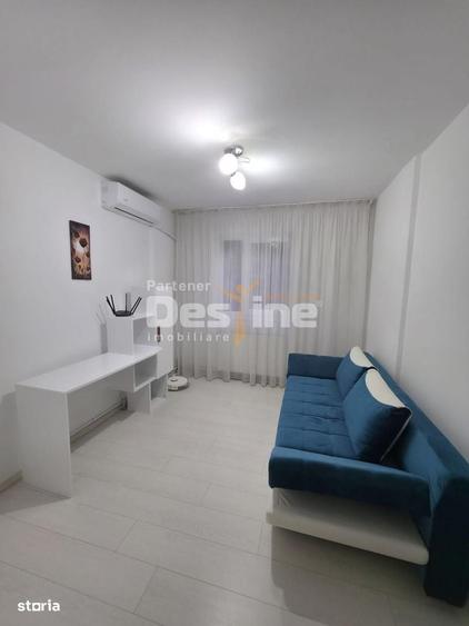 Apartament cu 3 camere semidecomandat în Gorjului