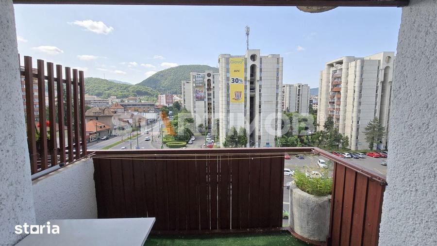 Apartament cu 4 camere decomandat în Griviței