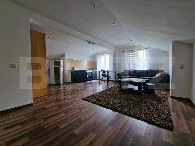 Apartament cu 2 camere circular, mobilat în Iris