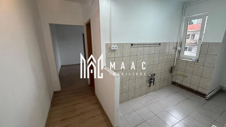 Apartament cu 3 camere semidecomandat în Hipodrom 3