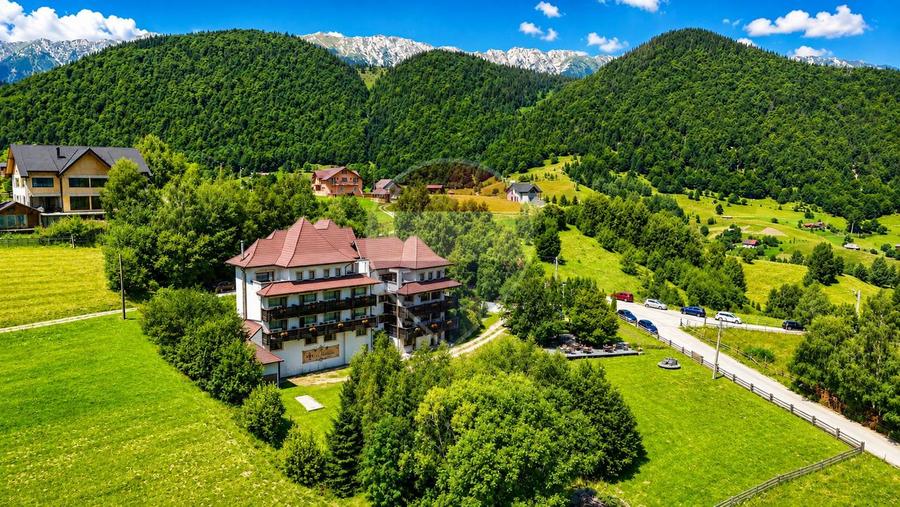Hotel/Pensiune, de 1,200 mp, în Peștera