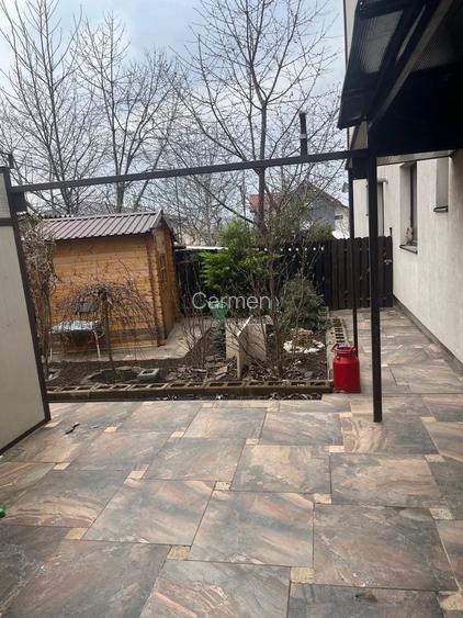 Schimb Apartament 4 camere si curte