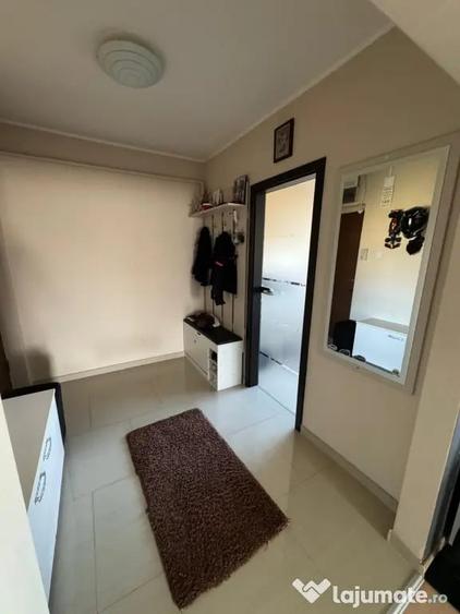 Apartament cu 2 camere semidecomandat în Terezian