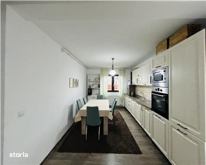 Apartament cu 2 camere decomandat în Vasile Aaron