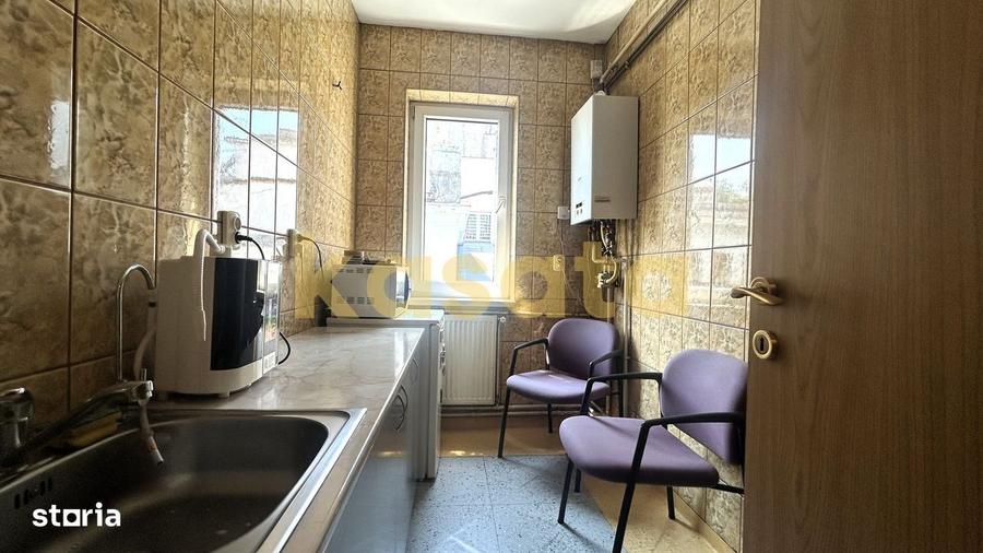 Apartament cu 3 camere, mobilat în Casin