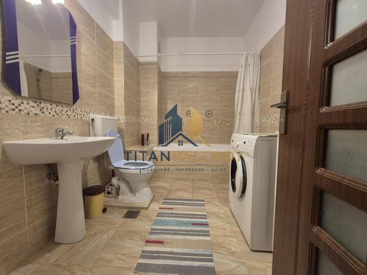 Apartament cu 2 camere decomandat, mobilat în Central
