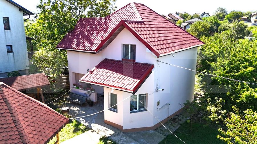 Casă individuală cu 4 camere cu Piscina în Breazu
