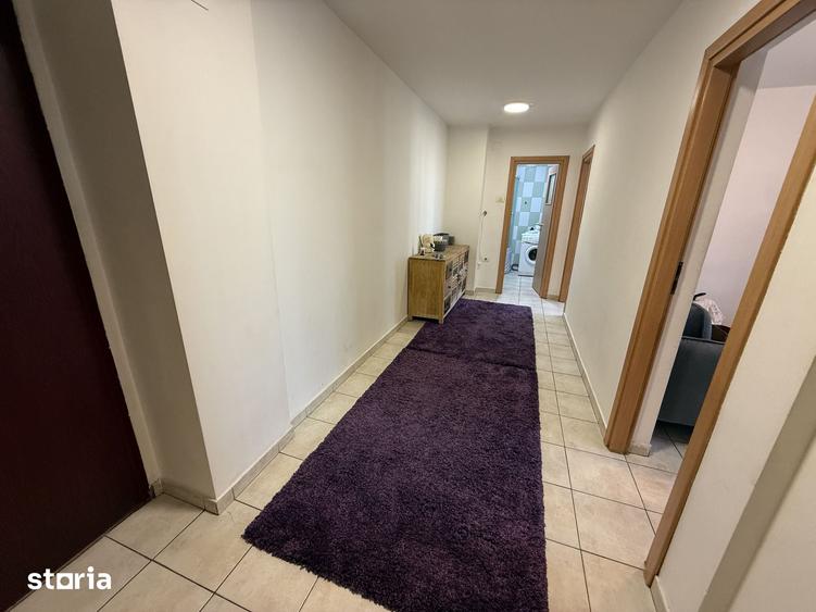 Apartament cu 2 camere decomandat în Tei