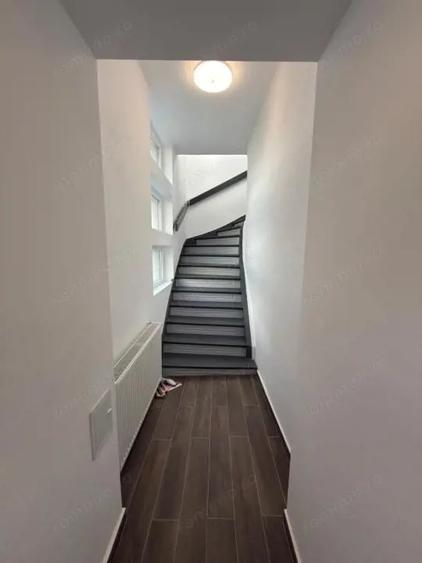 Apartament cu 3 camere in vila-90mp-zona Centrala - 17