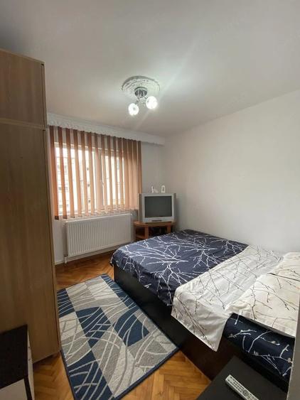 Apartament cu 2 camere decomandat în Micro 38