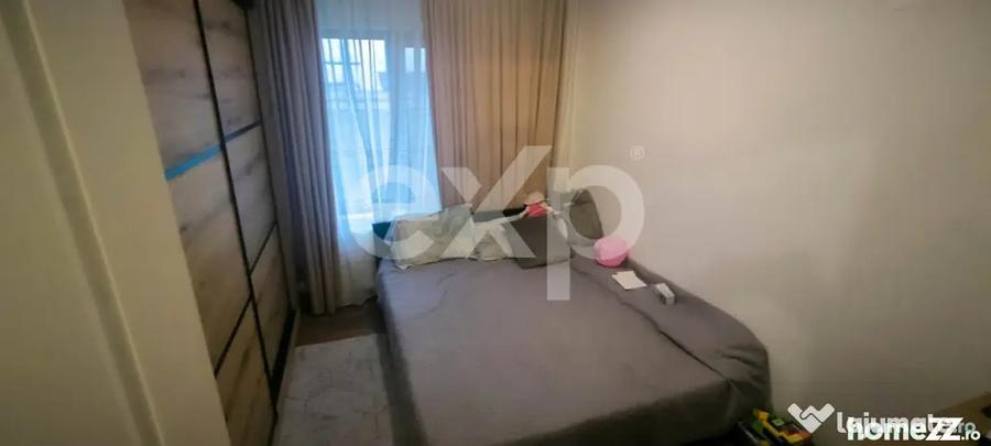 Casă cu 5 camere cu Teren 1060 Mp în Central
