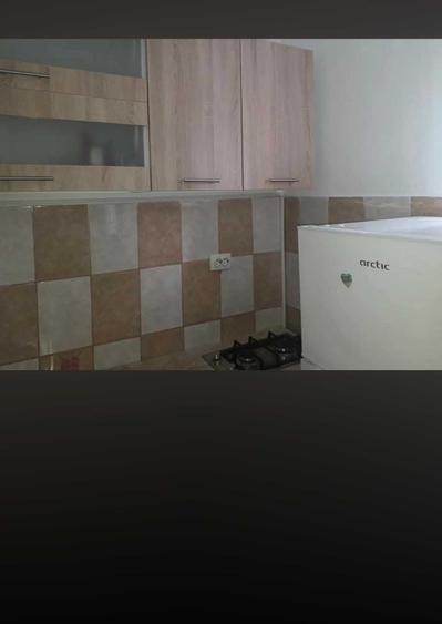 Ofer spre inchiriere Garsoniera 250 euro - 7