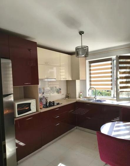 Apartament cu 4 camere decomandat, mobilat în Inel I