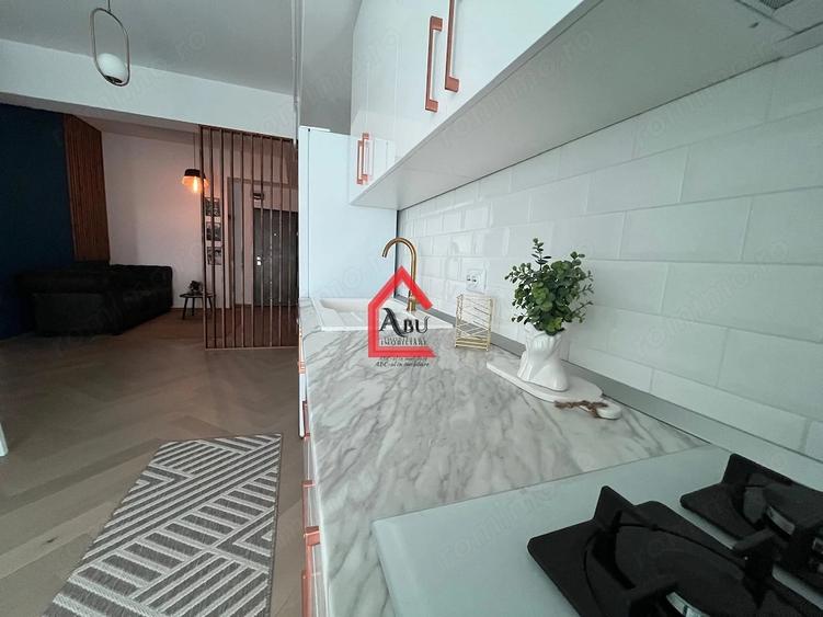 Apartament cu 2 camere semidecomandat în Filiași