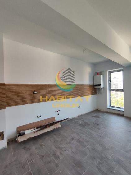 Apartament cu 3 camere semidecomandat în Berceni