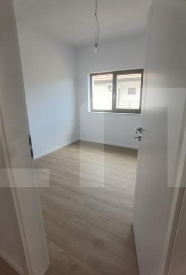 Duplex cu 4 camere cu Canalizare în Giroc