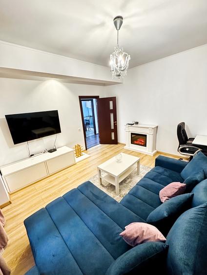Apartament cu 2 camere decomandat în Titan