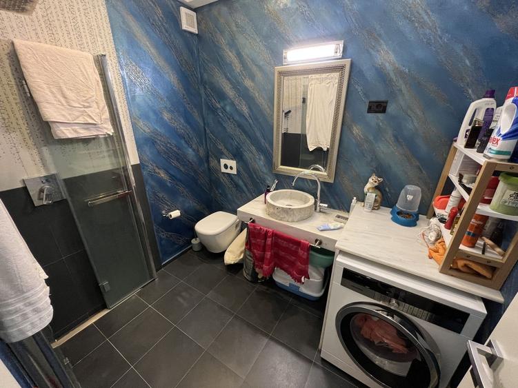 Apartament cu 4 camere decomandat, mobilat în Tomis Nord