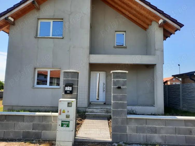 Casă cu 3 camere cu Teren 550 Mp în Beregsău Mare