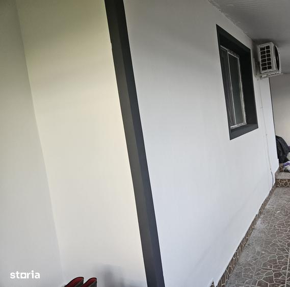 Casă cu 4 camere cu Teren 33000 Mp în Valea