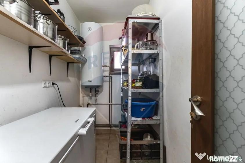 Casă cu 4 camere cu Teren 589 Mp în Feldioara