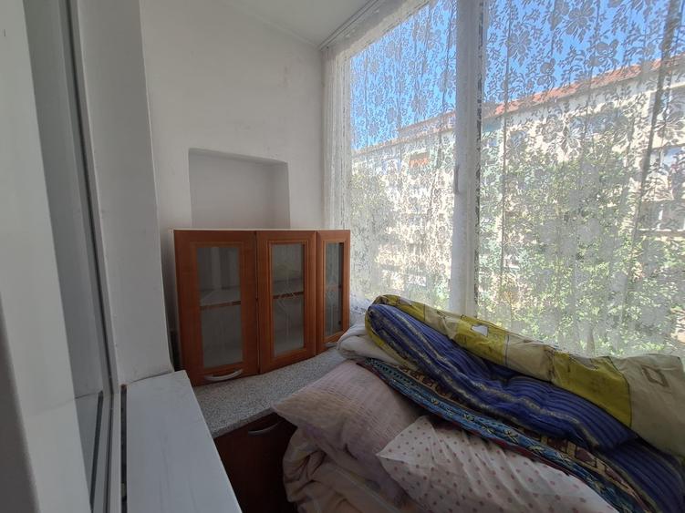 Apartament cu 2 camere nedecomandat, mobilat în Girocului