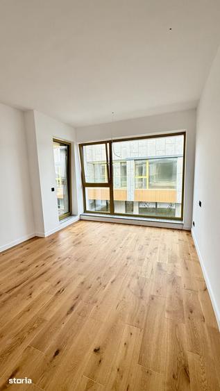 Casă cu 4 camere cu Teren 250 Mp în Central