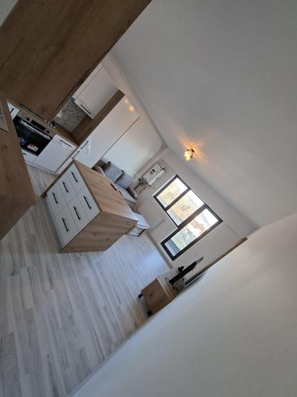 Apartament cu 2 camere nedecomandat, mobilat în Calea București