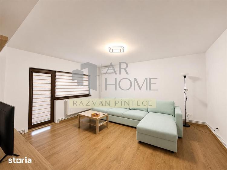 Apartament cu 3 camere decomandat în Democrației