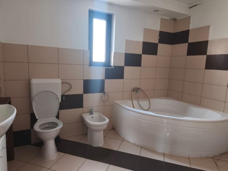 Casa individuala, 200mp utili, 1600mp teren, Radauti - 12