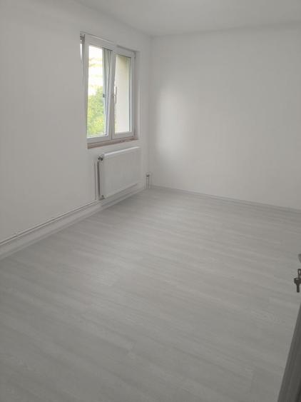 Apartament 3 camere, zona Nitu Vasile, DIRECT PROPIETAR! - 2