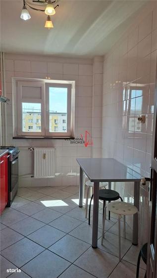 Apartament cu 2 camere decomandat în Basarabia