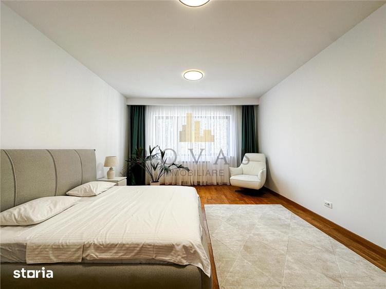 Apartament cu 4 camere în Aviatorilor