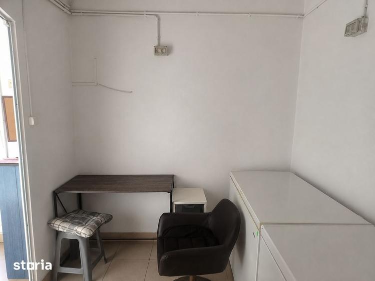 Apartament cu 4 camere în Ultracentral
