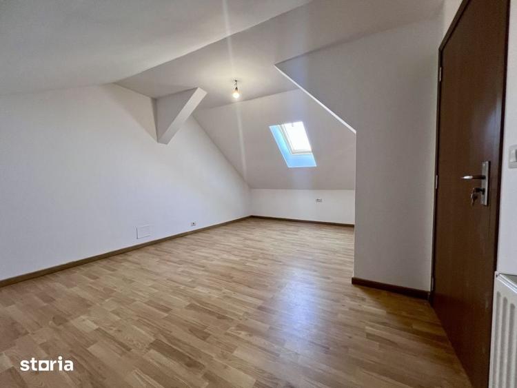 Apartament cu 3 camere în Girocului