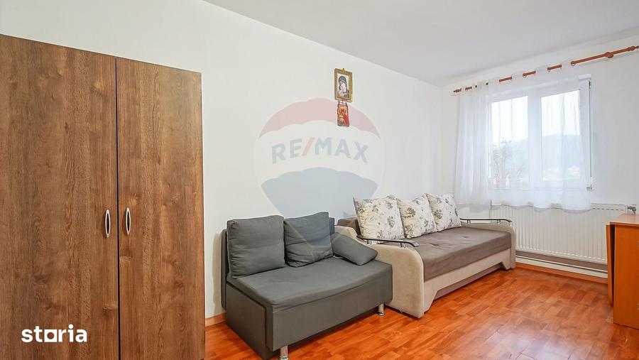 Apartament cu 2 camere semidecomandat în Dârste