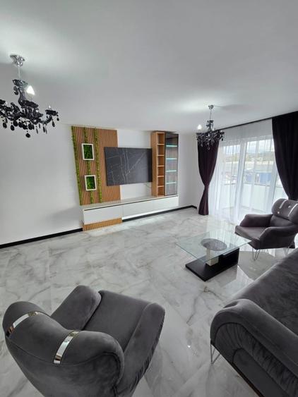 Apartament cu 3 camere, mobilat în Dâmbul Rotund