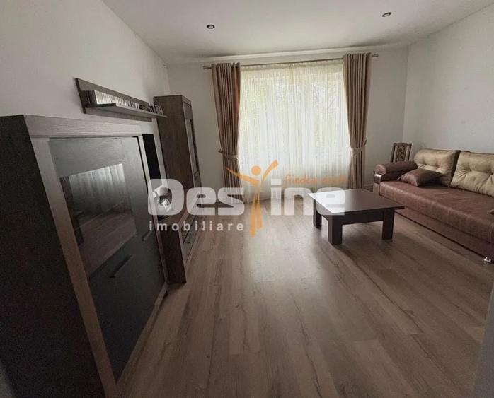 Apartament cu 2 camere decomandat în Centrul Civic