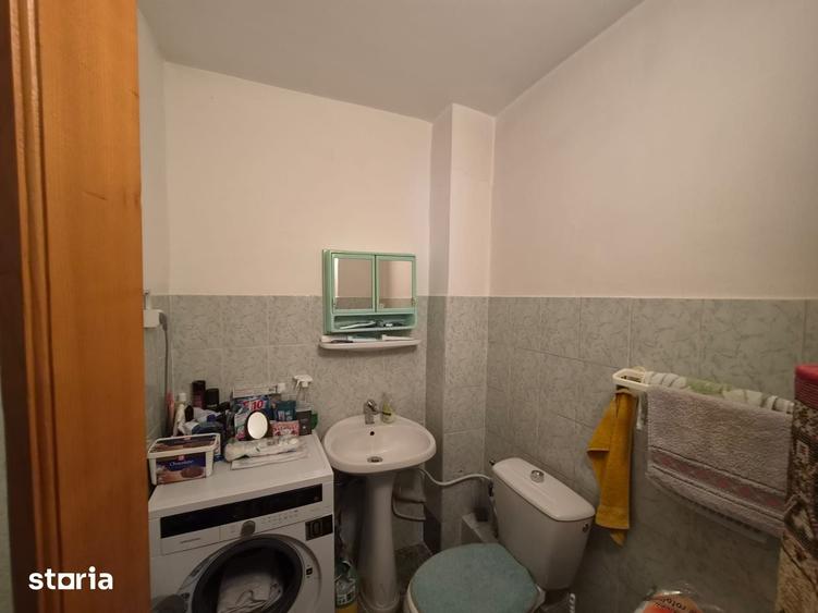 Apartament cu 3 camere decomandat în Bistrița Lac