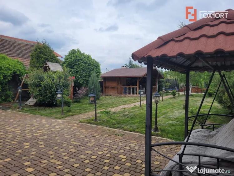 Casă cu 3 camere cu Teren 1484 Mp în Săcălaz