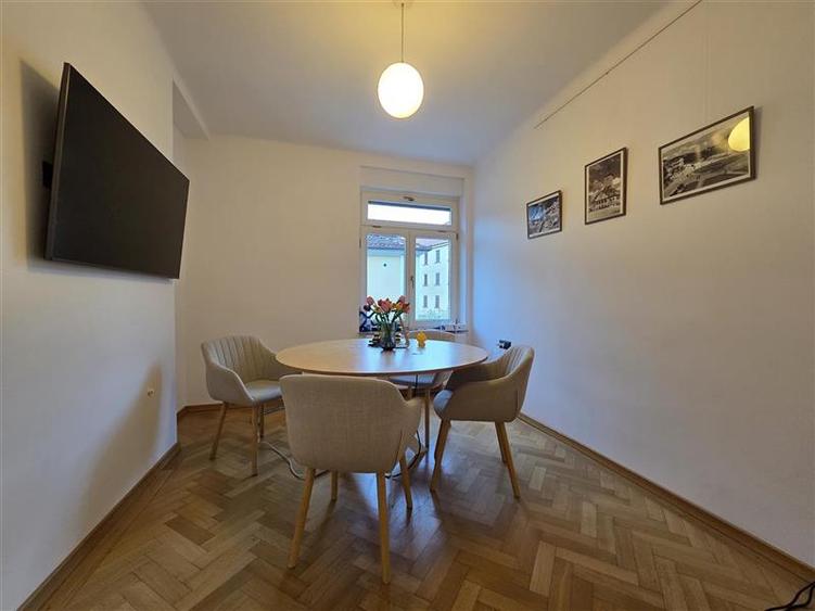 Birou, de 95.900001525879 mp, în Centrul Istoric
