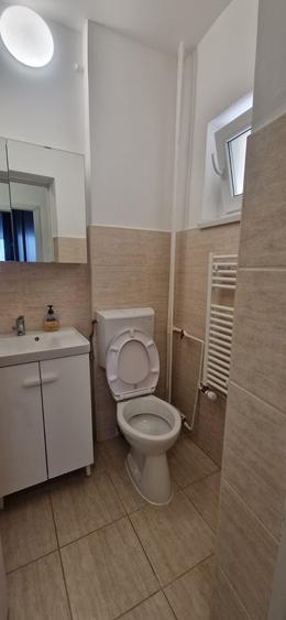Apartament cu 3 camere decomandat în P-ța Muncii