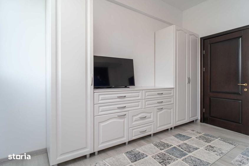 Apartament cu 3 camere în Hlincea
