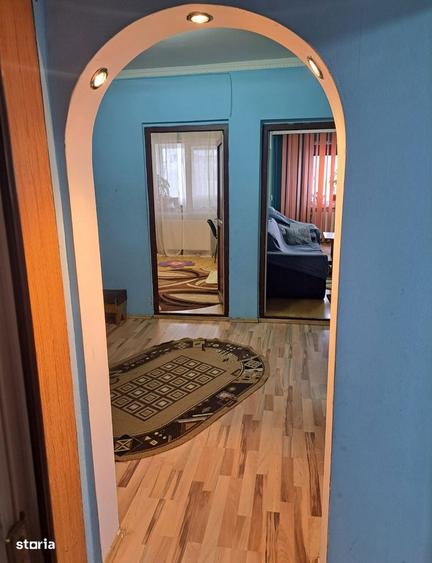 Apartament cu 4 camere în Rahova