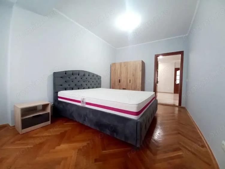 Apartament cu 2 camere decomandat în Andronache
