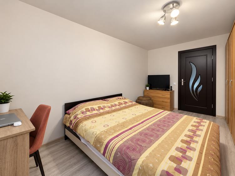 Casă cu 4 camere cu Teren 211 Mp în Brăilița