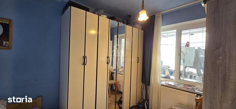 Apartament cu 3 camere semidecomandat în Central