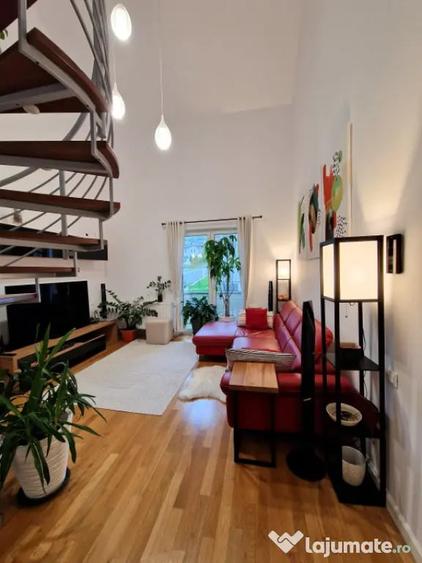 Apartament cu 4 camere decomandat în Central