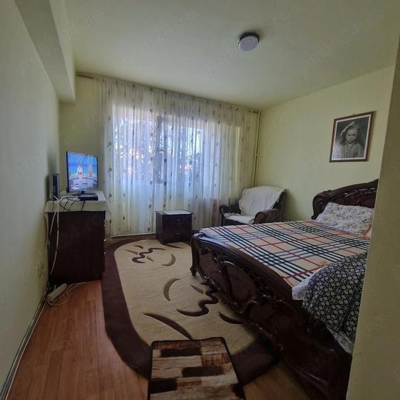 Apartament cu 2 camere decomandat în Malu Roșu